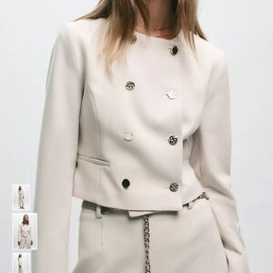 🤍NEW Zara DOUBLE BREASTED SHORT BLAZER new with tag cropped blazer gold button